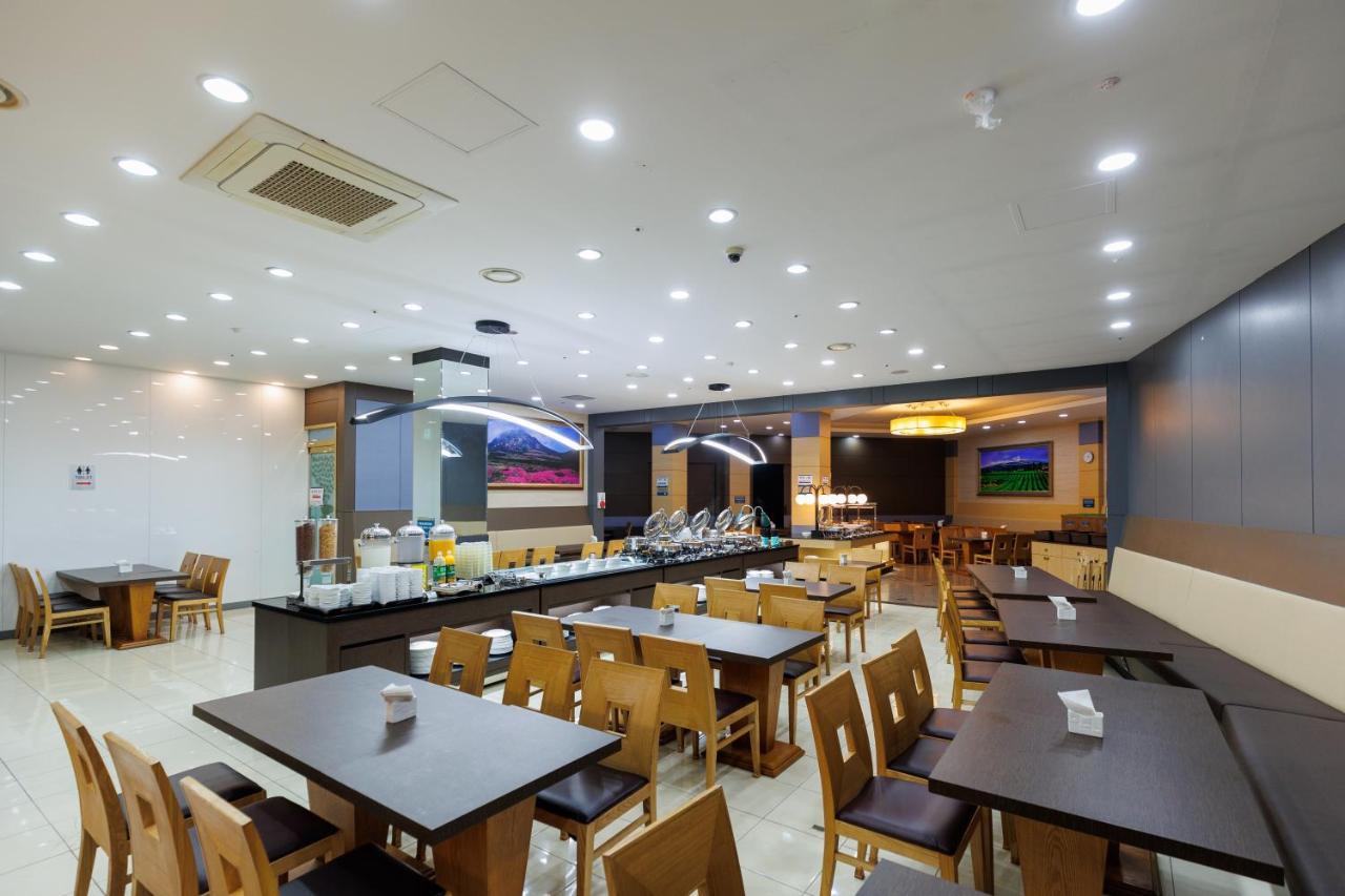 Sea Cliff Hotel Jeju Exteriör bild